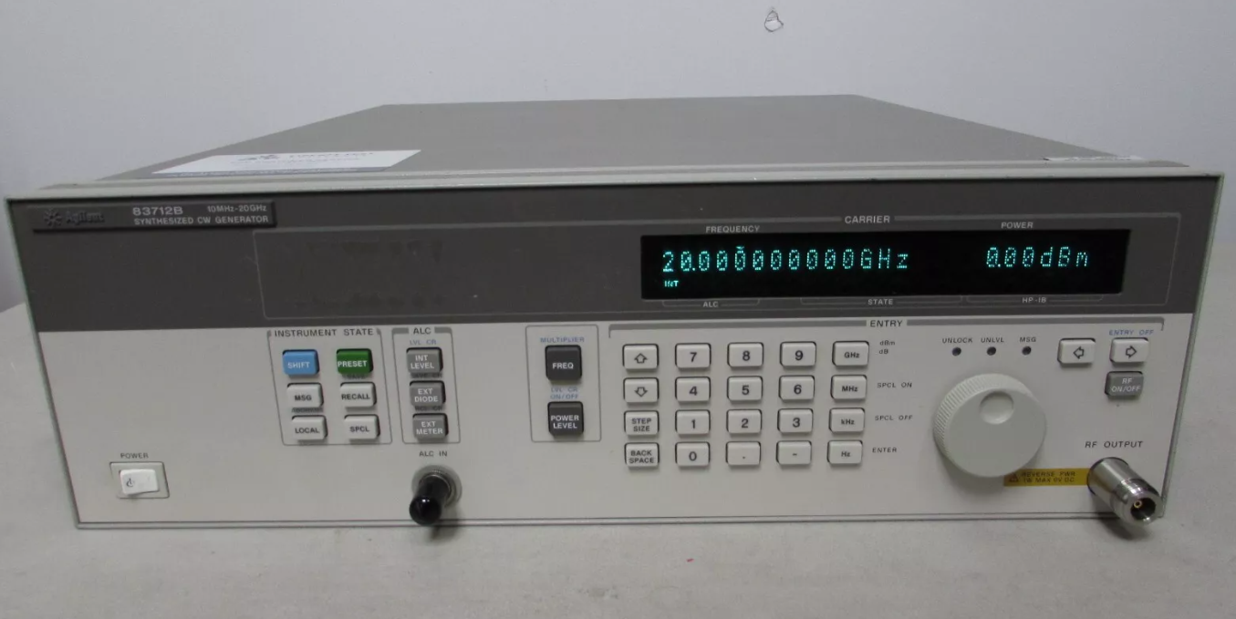 Agilent 83712B 合成 CW 发生器